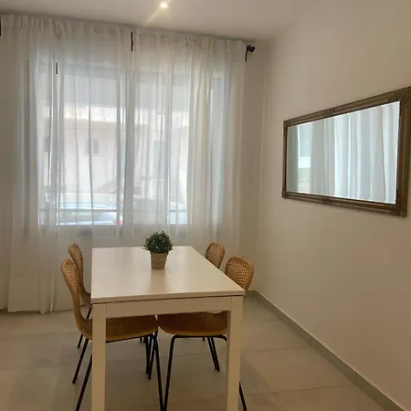 Swieqi Malaika New 1 With Courtyard Is-Swieqi