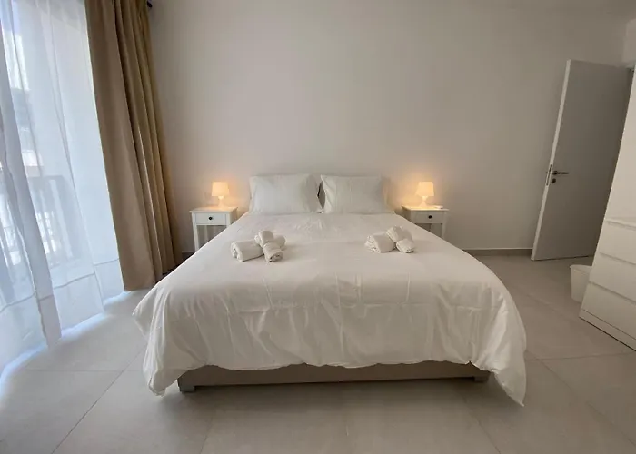 Swieqi Malaika New 1 With Courtyard Appartement Is-Swieqi