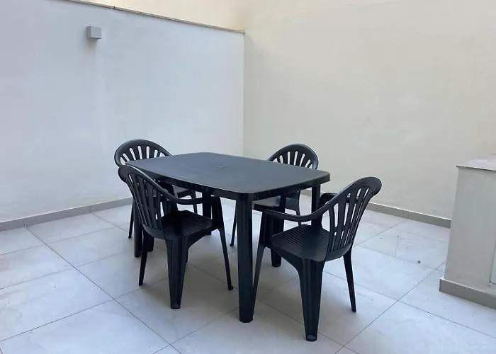 Swieqi Malaika New 1 With Courtyard Appartement